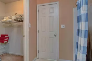 24 Foxchase Dr, Burlington, NJ 08016 - Photo 35