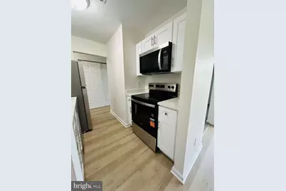 16 E Daisy La, Mount Laurel, NJ 08054 - Photo 3