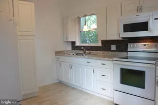 34 S Poplar Ave, Maple Shade, NJ 08052 - Photo 7