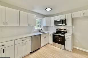 4 Heather Pl, Southampton, NJ 08088 - Photo 11
