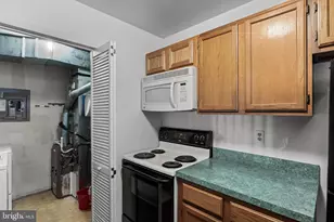 2405 Durham Ct, Mount Laurel, NJ 08054 - Photo 11