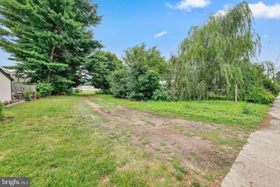 1243 Hornberger Avenue, Florence, NJ 08554 - Photo 17