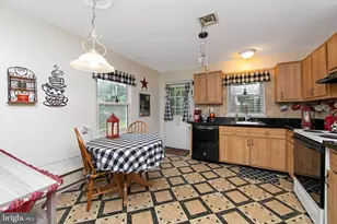 12 Farrington Ct, Southampton, NJ 08088 - Photo 7