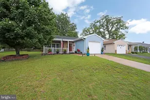 12 Farrington Ct, Southampton, NJ 08088 - Photo 3