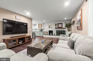 17 Mill Park Ln, Marlton, NJ 08053 - Photo 11