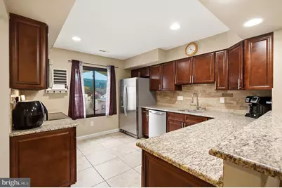 87 Five Crown Royal, Marlton, NJ 08053 - Photo 5