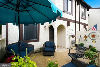 87 Five Crown Royal, Marlton, NJ 08053 - Photo 3