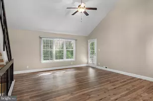 704 Harwood Ct, Mount Laurel, NJ 08054 - Photo 3