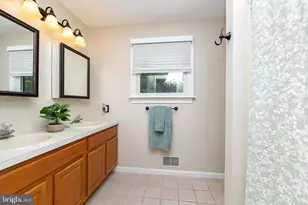101 Handler Dr, Burlington Township, NJ 08016 - Photo 37