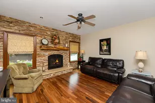 101 Handler Dr, Burlington Township, NJ 08016 - Photo 17