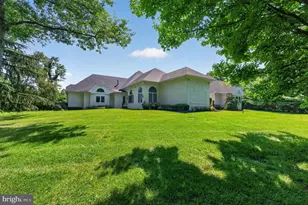 415 Bridgeboro Rd, Moorestown, NJ 08057 - Photo 81