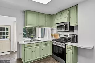 212 Ridgway St, Mount Holly, NJ 08060 - Photo 9