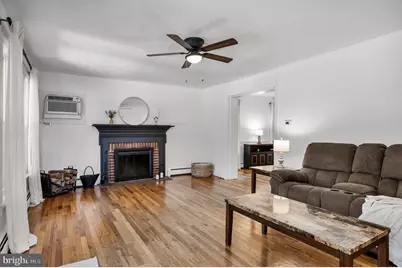 212 Ridgway Street, Mount Holly, NJ 08060 - Photo 5