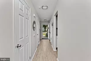 7 Fairfax Ct, Bordentown, NJ 08505 - Photo 5
