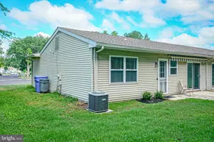 22 Kingston Way, Southampton, NJ 08088 - Photo 7