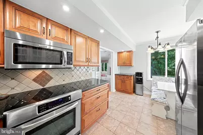 9 Stonybrook Court, Medford, NJ 08055 - Photo 9