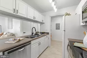 903 Lindsey Ct, Marlton, NJ 08053 - Photo 11