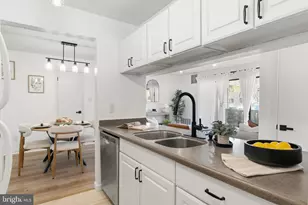 903 Lindsey Ct, Marlton, NJ 08053 - Photo 17