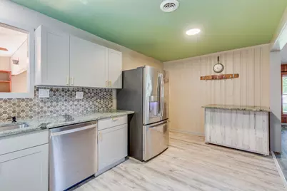 227 Taunton Boulevard, Medford, NJ 08055 - Photo 9