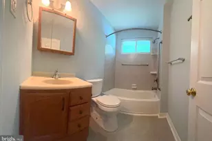 25 Walnut Dr, Burlington Township, NJ 08016 - Photo 31