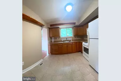 25 Walnut Drive, Burlington Township, NJ 08016 - Photo 11
