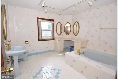 2091 Old York Road, Burlington, NJ 08016 - Photo 11