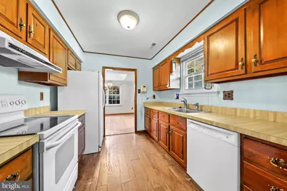 5 Westwood Court, Medford, NJ 08055 - Photo 7