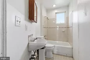652 Manor Rd, Beverly, NJ 08010 - Photo 15