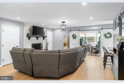 18 Sherwood Drive, Medford, NJ 08055 - Photo 5