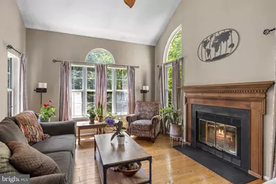 128 Sandhurst Drive, Mount Laurel, NJ 08054 - Photo 3