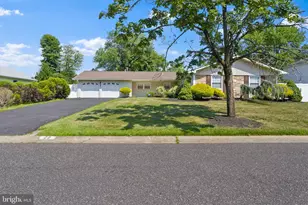 22 Torrington Ln, Willingboro, NJ 08046 - Photo 1