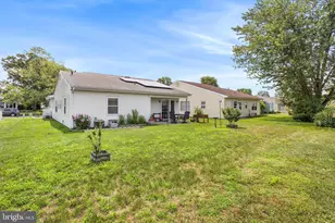 67 Chatham Pl, Southampton, NJ 08088 - Photo 17