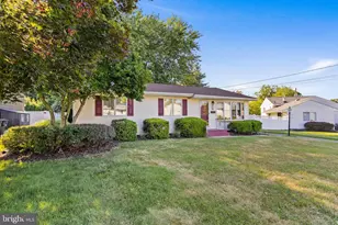 8 Hunt Rd, Bordentown, NJ 08505 - Photo 3