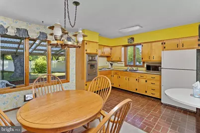 8 Hunt Road, Bordentown, NJ 08505 - Photo 7