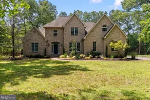 7 Harmony Ct, Southampton, NJ 08088 - Photo 1