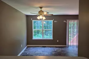 203 River Ct, Fieldsboro, NJ 08505 - Photo 9