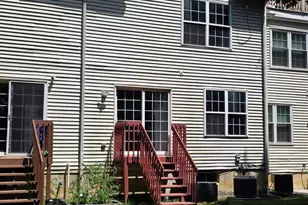 203 River Ct, Fieldsboro, NJ 08505 - Photo 3
