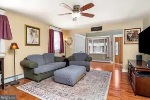 1043 Hornberger Ave, Florence, NJ 08554 - Photo 11