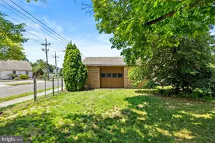 1043 Hornberger Ave, Florence, NJ 08554 - Photo 29