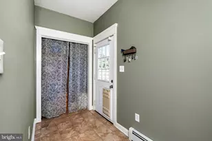 1043 Hornberger Ave, Florence, NJ 08554 - Photo 9