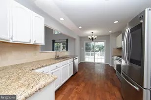 33 Heron Pointe Ct, Marlton, NJ 08053 - Photo 9