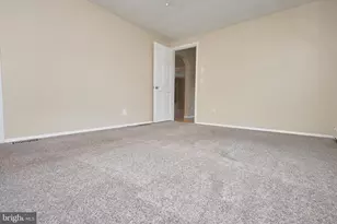 111 N Hunterdon Ave, Mount Holly, NJ 08060 - Photo 9