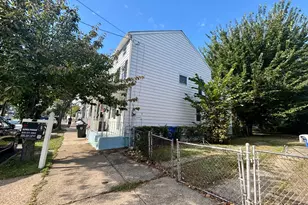 16 E Federal St, Burlington, NJ 08016 - Photo 3
