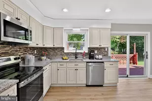 118 Carlisle St, Browns Mills, NJ 08015 - Photo 9