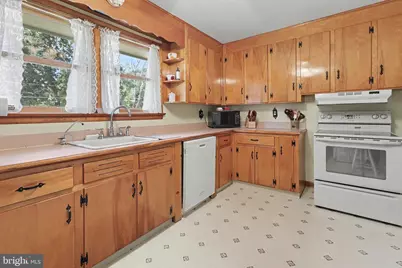 2048 Bustleton Road, Burlington, NJ 08016 - Photo 15