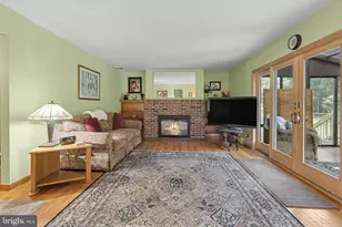 2048 Bustleton Rd, Burlington, NJ 08016 - Photo 23