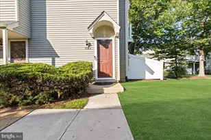 706 Trescott Pl, Mount Laurel, NJ 08054 - Photo 3