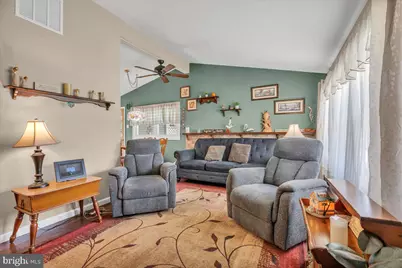 569 N Coles Avenue, Maple Shade, NJ 08052 - Photo 7
