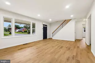 86 E River Dr, Willingboro, NJ 08046 - Photo 9