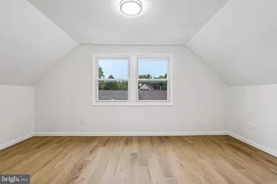 86 E River Drive, Willingboro, NJ 08046 - Photo 23